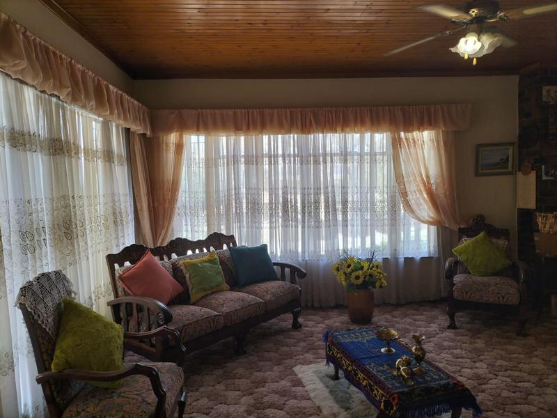 4 Bedroom Property for Sale in Uitsig Free State